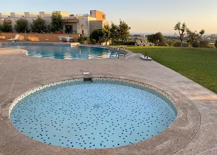 Semesterbostad Wonderful View - Quinta Da Colina C8